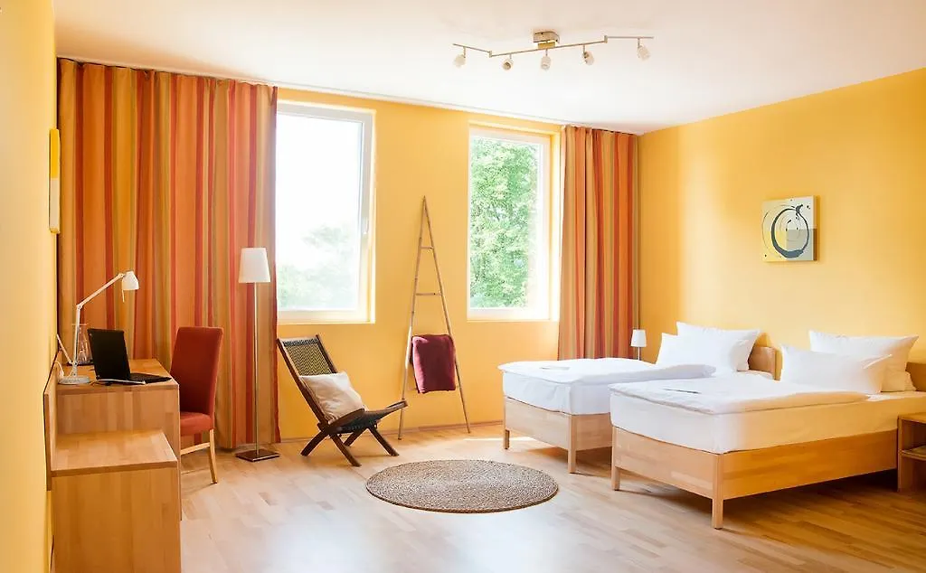 Essentis Ecohotel Berlin 4*,