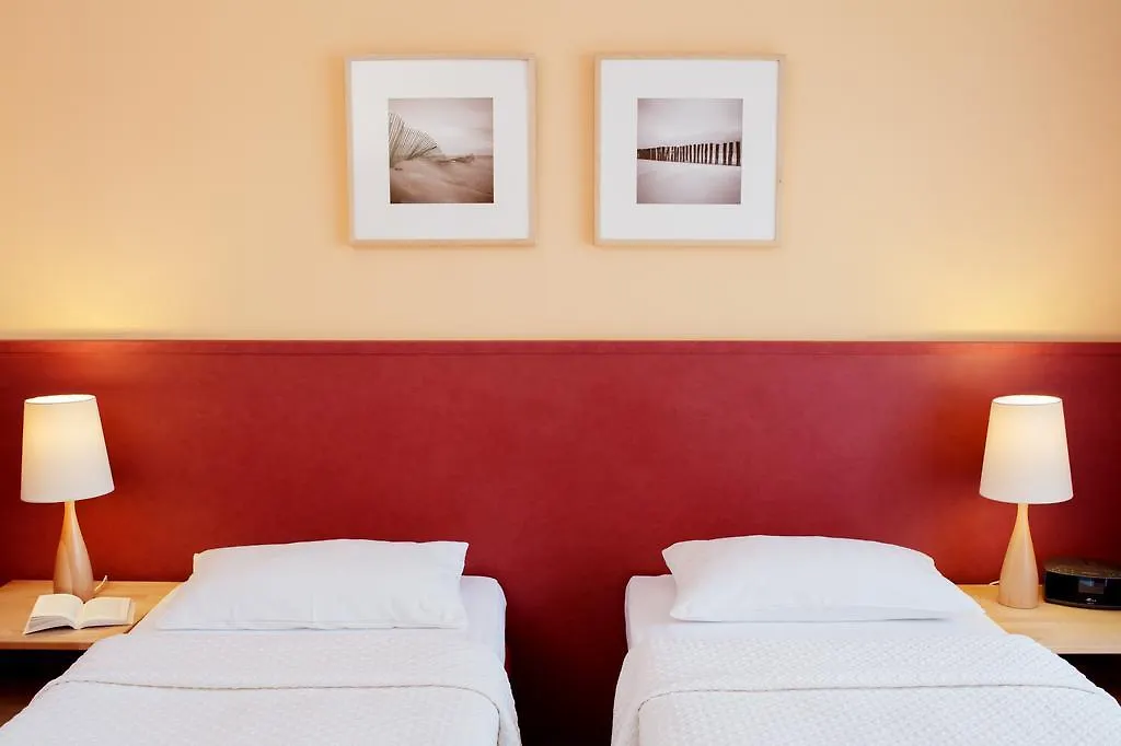Essentis Ecohotel Berlin 4*,  Germany